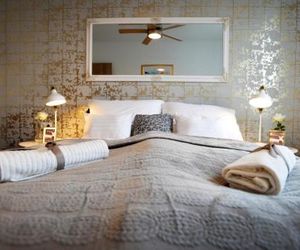 ONE Luxury Suites Eger Eger Hungary