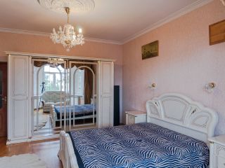 Apartment on Ordinarnaya 20