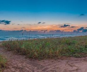 Island Beach House with No Extra Fees Jensen Beach United States