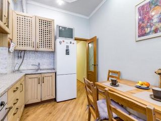 2 к.кв. + парковка на Мойке 14 (200 м до Эрмитажа)
