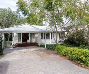 Dutchies Haven, 11 Christmas Bush Ave - Air Con, large enclosed yard, 2 minute walk to Dutchies Nelson Bay Australia