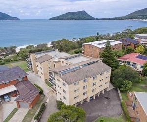 12 The Helm, 22 Voyager Close - unit in Little Beach with direct access to Shoal Bay Beach! Nelson Bay Australia