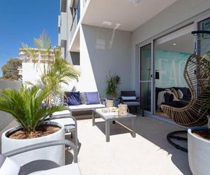 104 The Shoal 6-8 Bullecourt Street - linen included & under 200m to beach Shoal Bay Australia