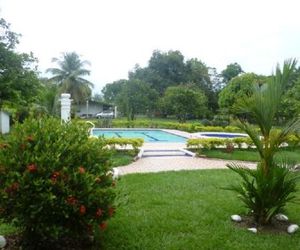 Finca Campestre con Piscina en Villavicencio Apial Colombia