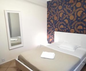 Chambre avec tout le confort dun appartement Villeneuve-les-Avignon France