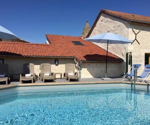 Boutique Farmhouse Cottages with Pool, 6 Bedrooms - Angulus Ridet (Loire Valley) Chaveignes France