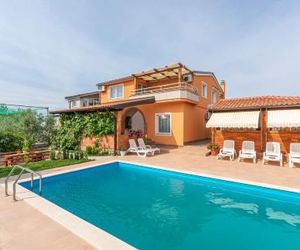 Apartment Complex Villa Visnjan with Pool Visnjan Croatia