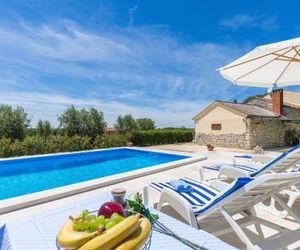 Stone House Rita with Pool Porec Croatia