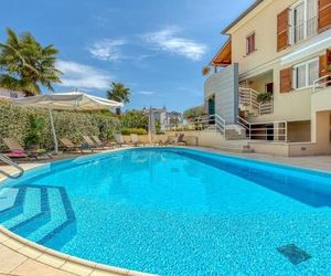 Apartment Complex Irena with Pool Porec Croatia