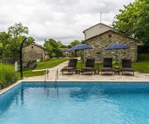 Attractive Stone Villa M-Mate with Pool - Privacy Guaranteed Pazin Croatia