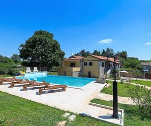 Spacious Villa Sany with Private Pool Pazin Croatia
