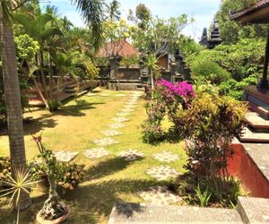 Bunga Celagi Homestay Munduk Indonesia
