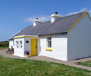 Yellow Cottage, Doolin Dulin Ireland