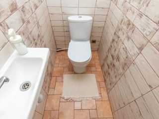 Two Sisters на Рубинштейна