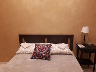 Two Sisters на Рубинштейна