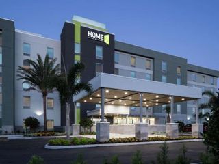 Фото отеля Home2 Suites By Hilton Orlando Airport