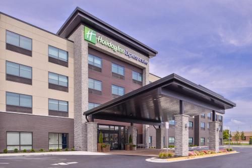 Photo of Holiday Inn Express & Suites - Olathe West, an IHG Hotel