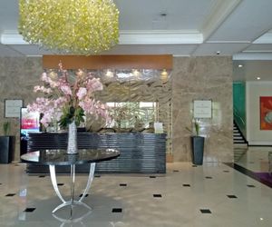 Cozy 1BR next to Venice Mall at BGC + WiFi Taguig Makati City Philippines