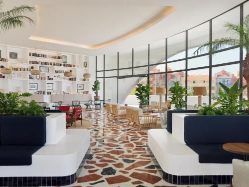 Hotel Photo 13