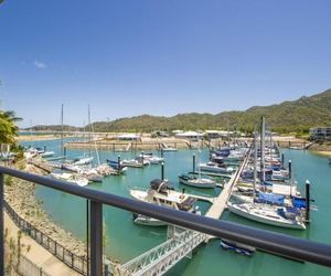 Blue on Blue Penthouse Apartment 335 Magnetic Island Australia