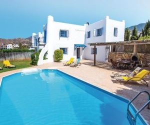 Three-Bedroom Holiday Home in Pomos Pomos Cyprus