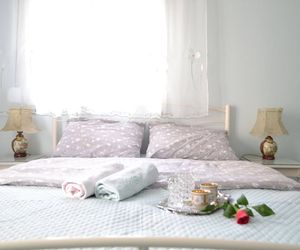 Agia Sofias Down Town Flat Thessaloniki Greece