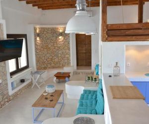STUDIOSWORX Apartments Ios Hora Greece