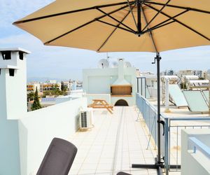 Superhost V.I.P. Beach Penthouse Apt Near Athens Alimos Greece