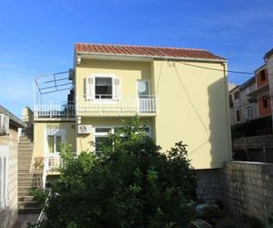 Apartments by the sea Vis - 8534 Vis Croatia