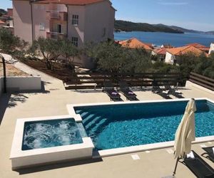 Apartmani Vujić- Villa Dolac Trogir Croatia