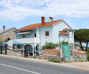 Apartments with a parking space Mali Losinj (Losinj) - 3042 Mali Losinj Croatia