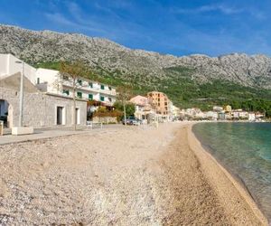 Apartment On the beach Igrane Croatia