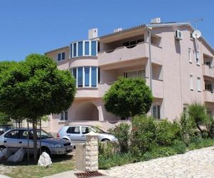 Apartments with a parking space Baska (Krk) - 5444 Baska Croatia