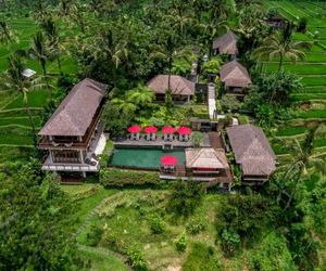 Awan Biru Villas Pajangan Indonesia