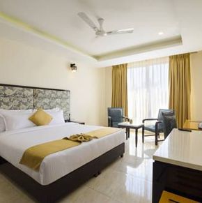 NearBy Hotel