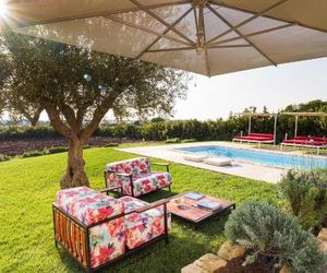 Donnafugata Villa Sleeps 9 Pool Air Con WiFi Comiso Italy