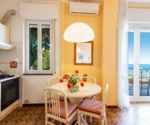 Villa Marina Apartments Gorleri Italy