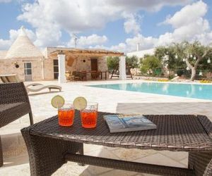 Trullo Oasi Santo Stefano - private pool Castellana Grotte Italy