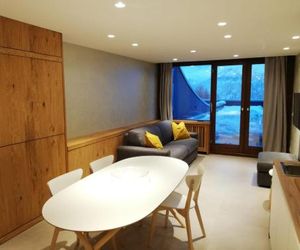 La stella alpina Cervinia prestigioso appartamento sulle piste Valtournenche Italy