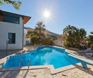 Baglio Papuzze Villa Sleeps 10 Pool Air Con WiFi Valderice Italy