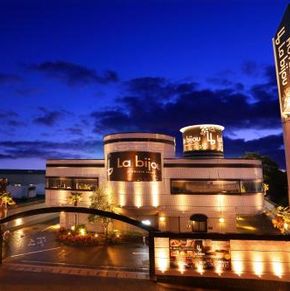 NearBy Hotel