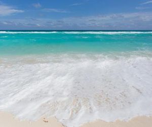 Hermosa Casa a unos pasos del mar Cancun Mexico