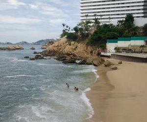 SUITE SELECT TORRES GEMELAS Acapulco Mexico