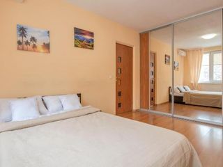 FlatHome24 Коллонтай 27