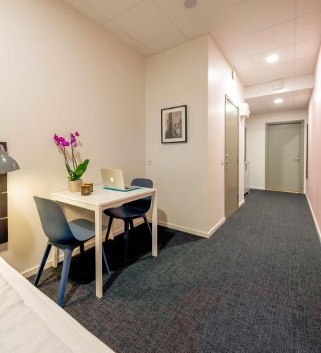 Hotel Photo 12