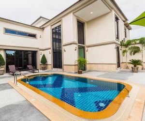 Top Pool Villa B5 Pattaya Thailand