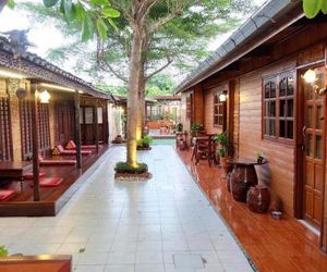 Binlar Guesthouse Ayutthaya City Thailand