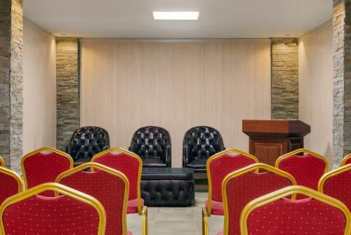 Hotel Photo 12