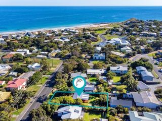 Фото отеля 17 Broadbeach Drive