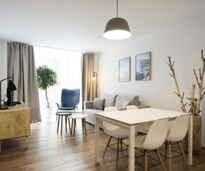 Pepita by Smiling Rentals Hondarribia Spain